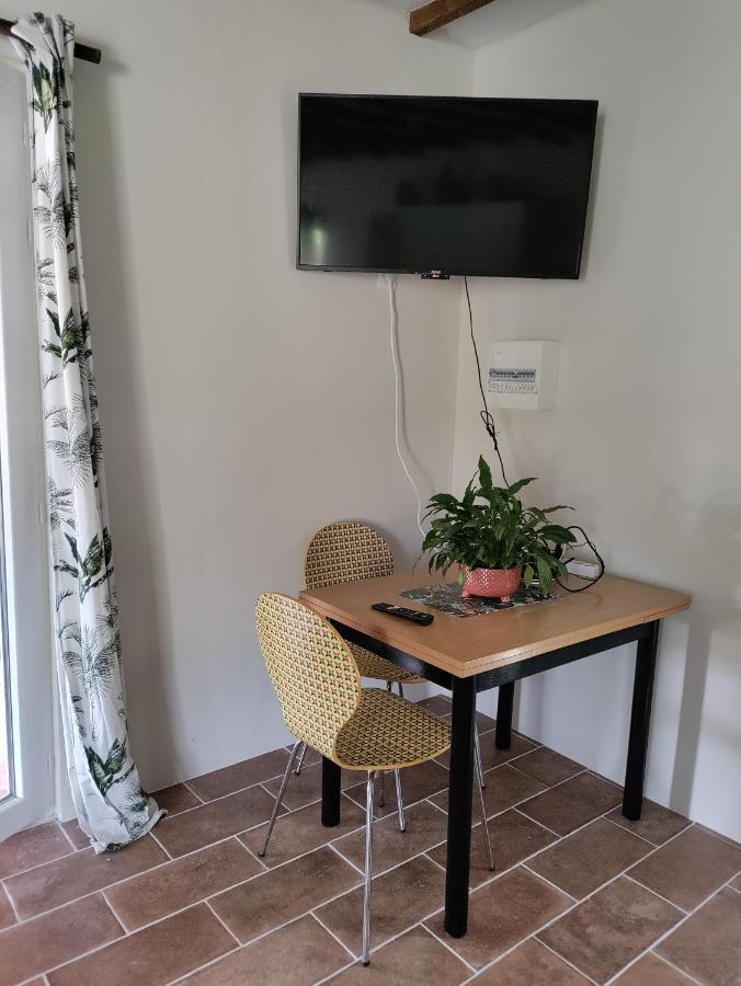 Apartament Chez Chapelle In The Heart Of The Gascony With Pool And Hot Tub Auch Zewnętrze zdjęcie